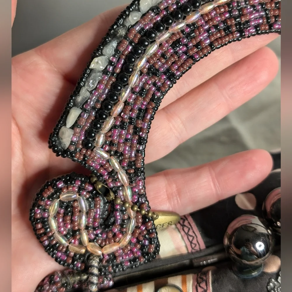 Mary Frances hand bag beads fabric - Picture 14 of 17